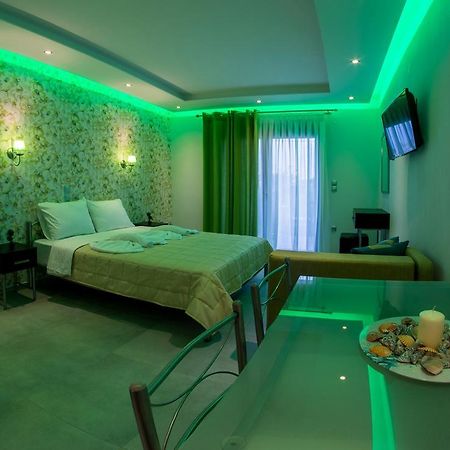 ניקיטי Grey House Apartments מראה חיצוני תמונה