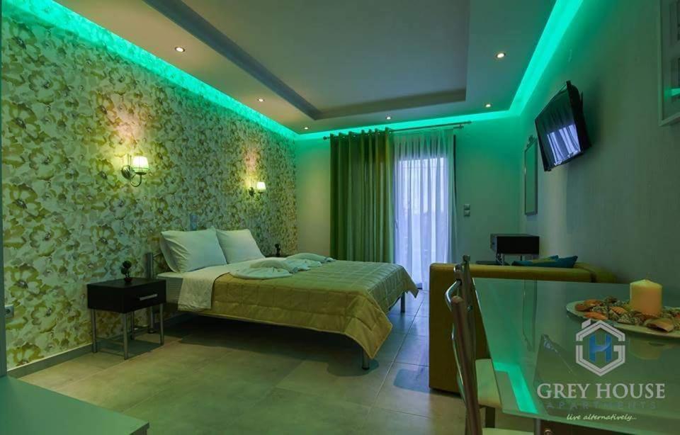 ניקיטי Grey House Apartments מראה חיצוני תמונה