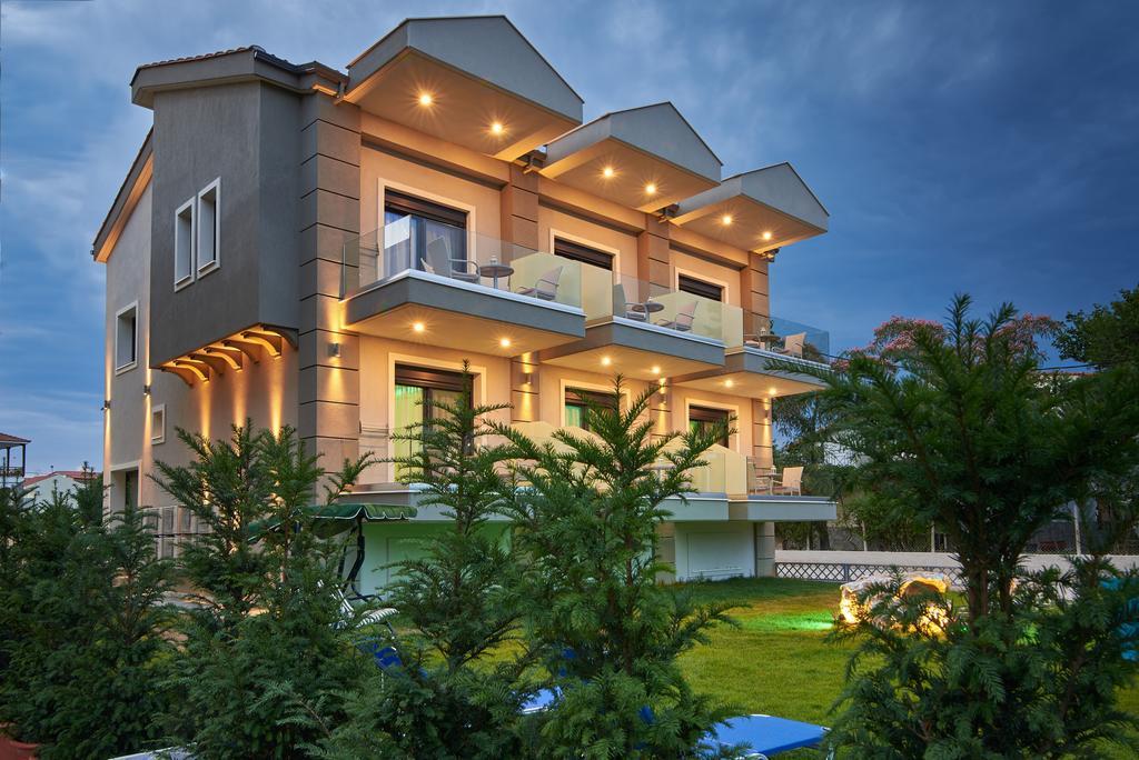 ניקיטי Grey House Apartments מראה חיצוני תמונה