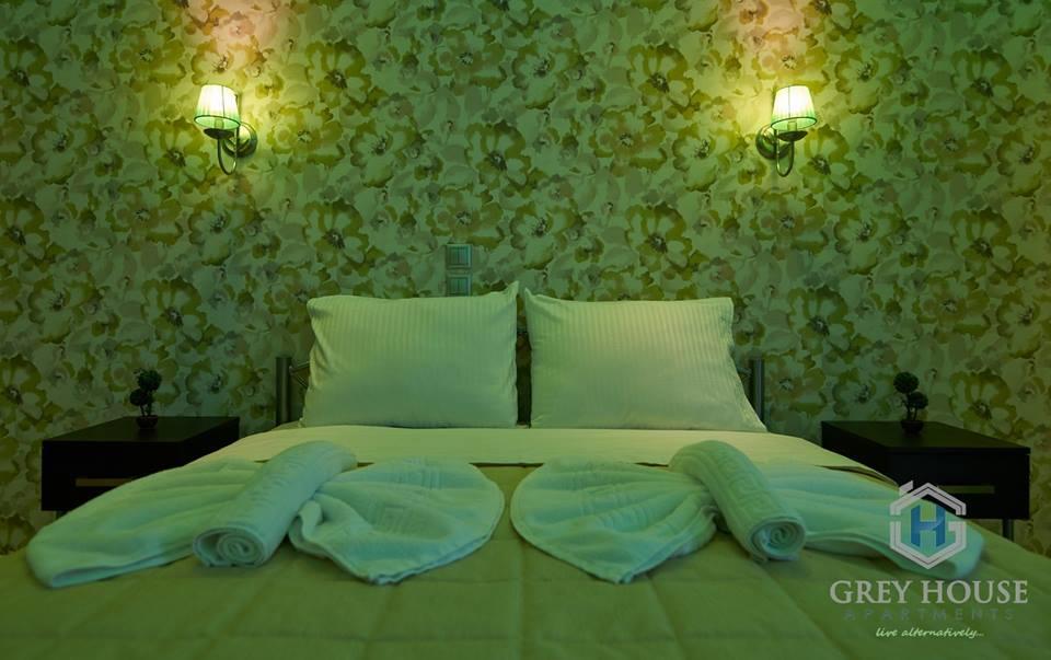 ניקיטי Grey House Apartments מראה חיצוני תמונה